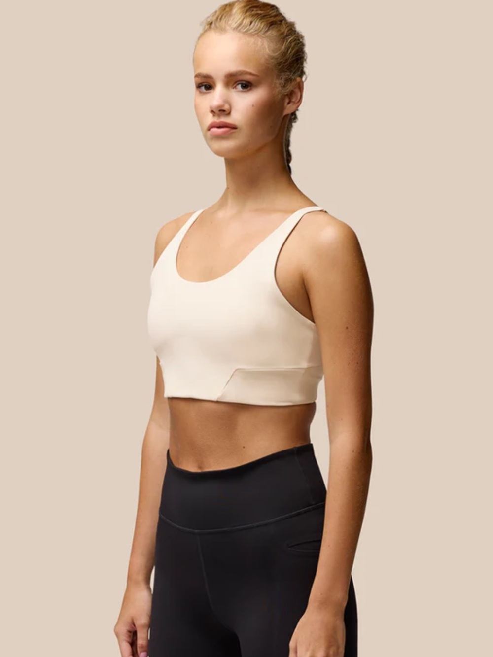 Castore - Flow Training Sports Bra - Beige